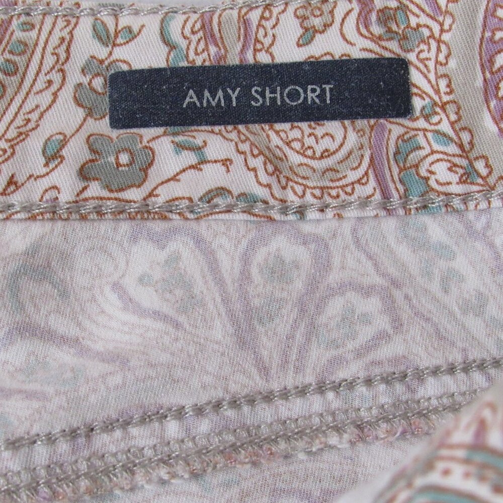 Women's Bandolino Cuffed Amy Shorts Size 10 Missy Cream/Aqua/Tan/Violet Paisley - Picture 4 of 7